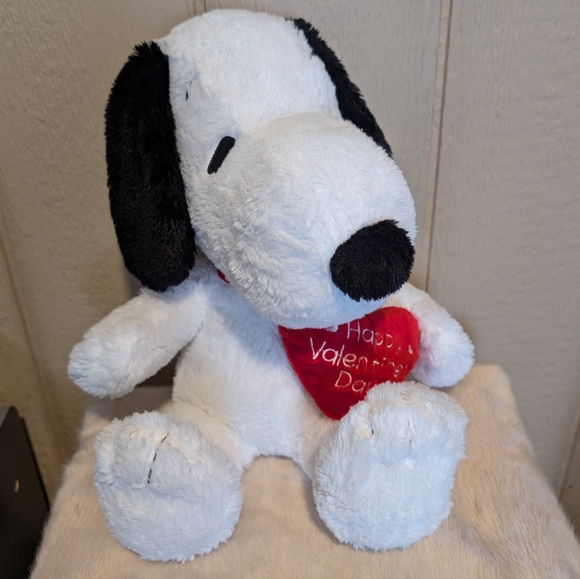Peanuts Other - Peanuts Black and White Plushie